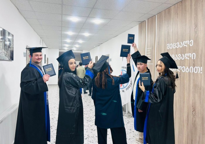 623292396_880466918304745_6087392439577642863_n